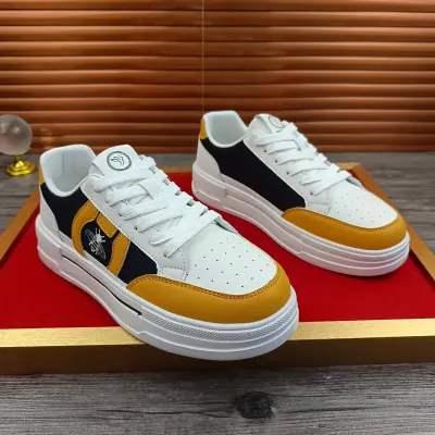  FASHIONABLE AND PERSONALIZED SNEAKERS